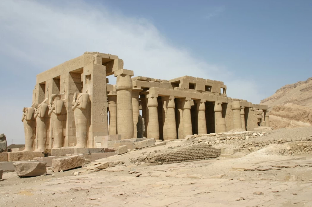 Temple de Ramsès à Louxor